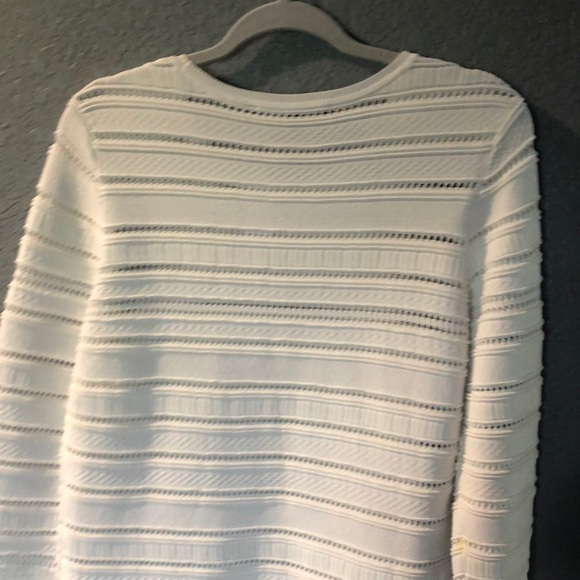 Sweater - Picture 4 of 4